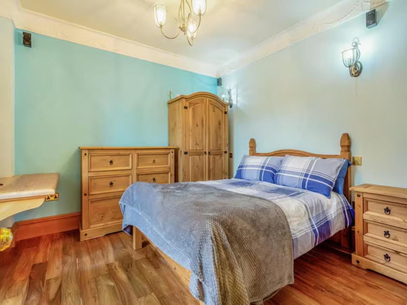 Villa The Doune, Luxury Traditional With Hot Tub